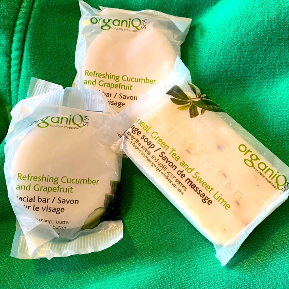 ☄️2/$15☄️Massage stress soap bar set